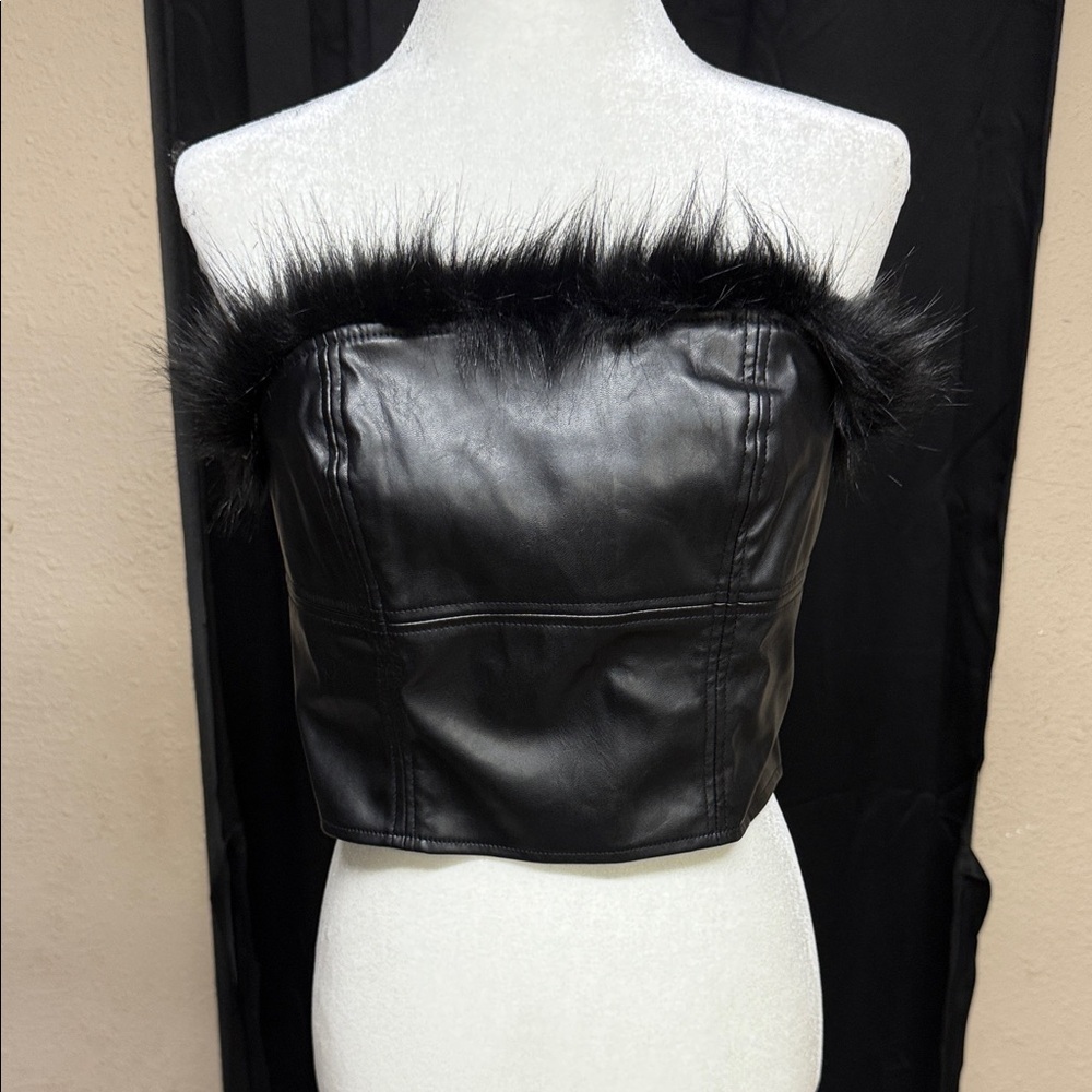 Black Faux Leather Fur Trim Tube Top NWOT PTP 17